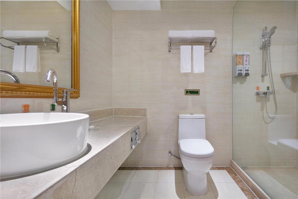 Vienna Hotel Zhengzhou Zhongyuan Futa Экстерьер фото